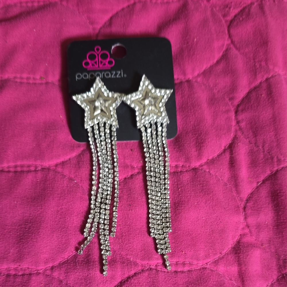 Paparazzi Silver Star Fringe Earrings